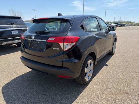 Used 2020 Honda HR-V LX image 3