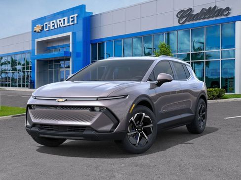 New 2026 Chevrolet Equinox EV LT image 7