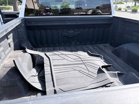 Used 2023 Chevrolet Silverado 1500 LTZ AWD/4WD image 27