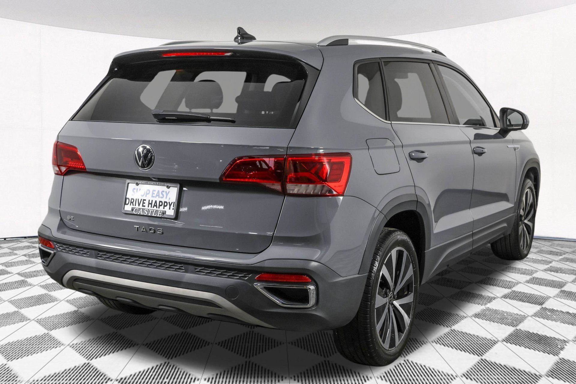 Used 2023 Volkswagen Taos SE FWD image 15