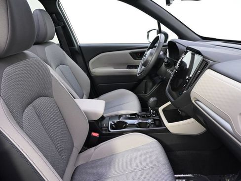 Used 2026 Subaru Forester Premium AWD/4WD image 16