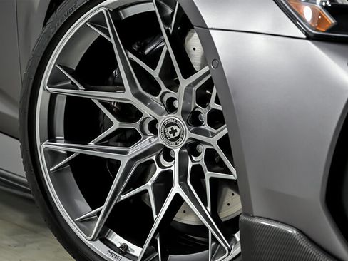 Used 2022 Audi RS 6 AWD/4WD image 3