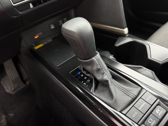 Used 2025 Toyota Camry LE FWD image 20