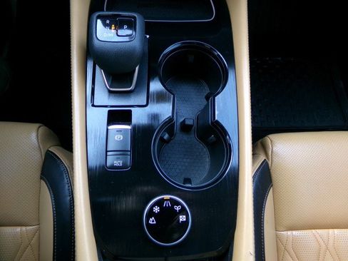 Used 2021 Nissan Rogue Platinum image 21