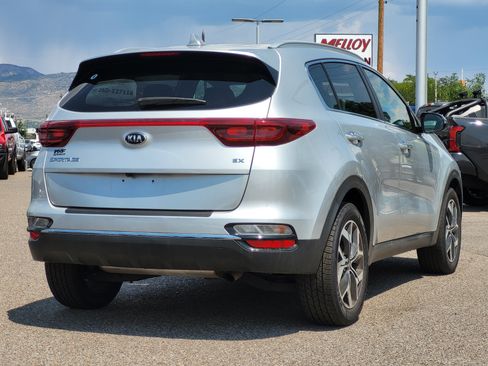 Used 2021 Kia Sportage EX FWD image 4