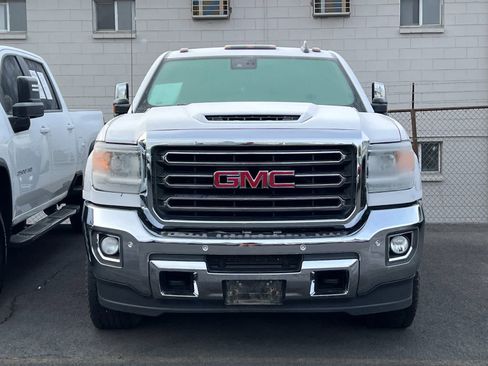 Used 2019 GMC Sierra 3500 SLT w/ Duramax Plus Package image 6