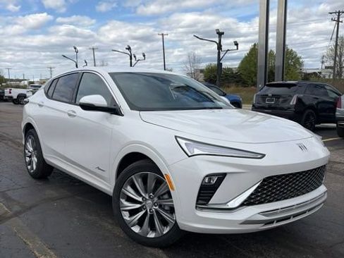 New 2026 Buick Envista Avenir FWD image 1