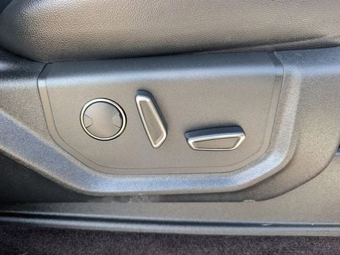 Used 2017 Ford F150 Raptor w/ Equipment Group 802A Luxury image 22