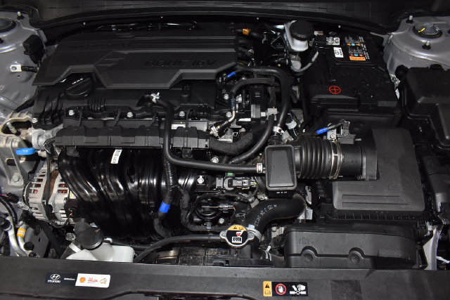 Used 2026 Hyundai Elantra SE FWD image 10
