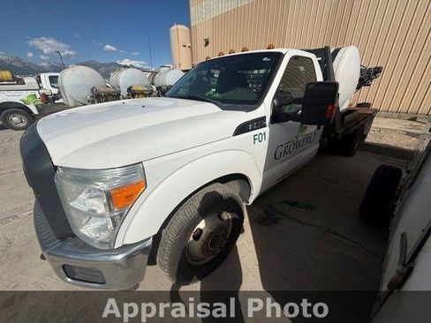 Used 2016 Ford F350 XL w/ Power Equipment Group RWD image 3