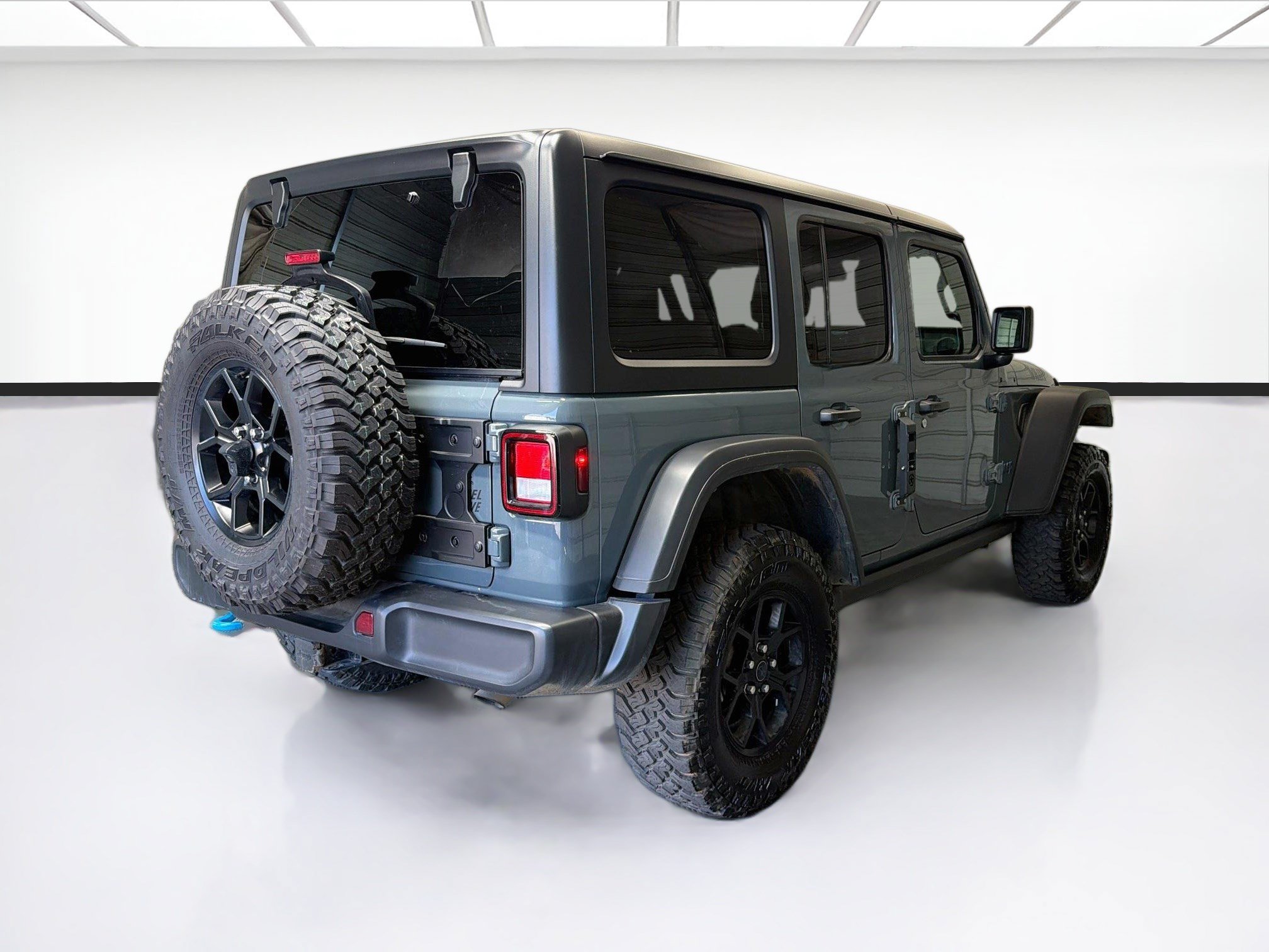 Used 2024 Jeep Wrangler Unlimited AWD/4WD image 4
