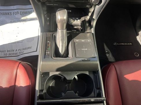 Used 2023 Lexus GX 460 Premium image 16