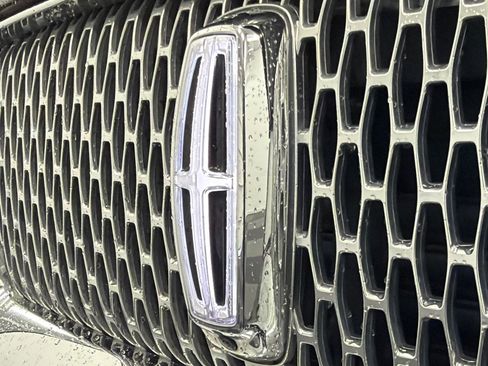 Used 2022 Lincoln Navigator Reserve image 16