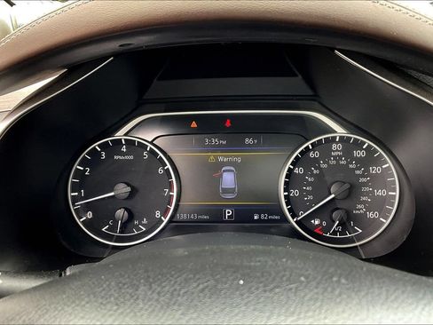 Used 2015 Nissan Murano Platinum w/ Platinum Technology Package AWD/4WD image 13