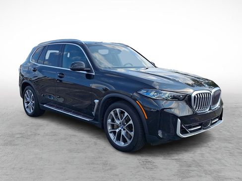 Used 2025 BMW X5 xDrive50e AWD/4WD image 7