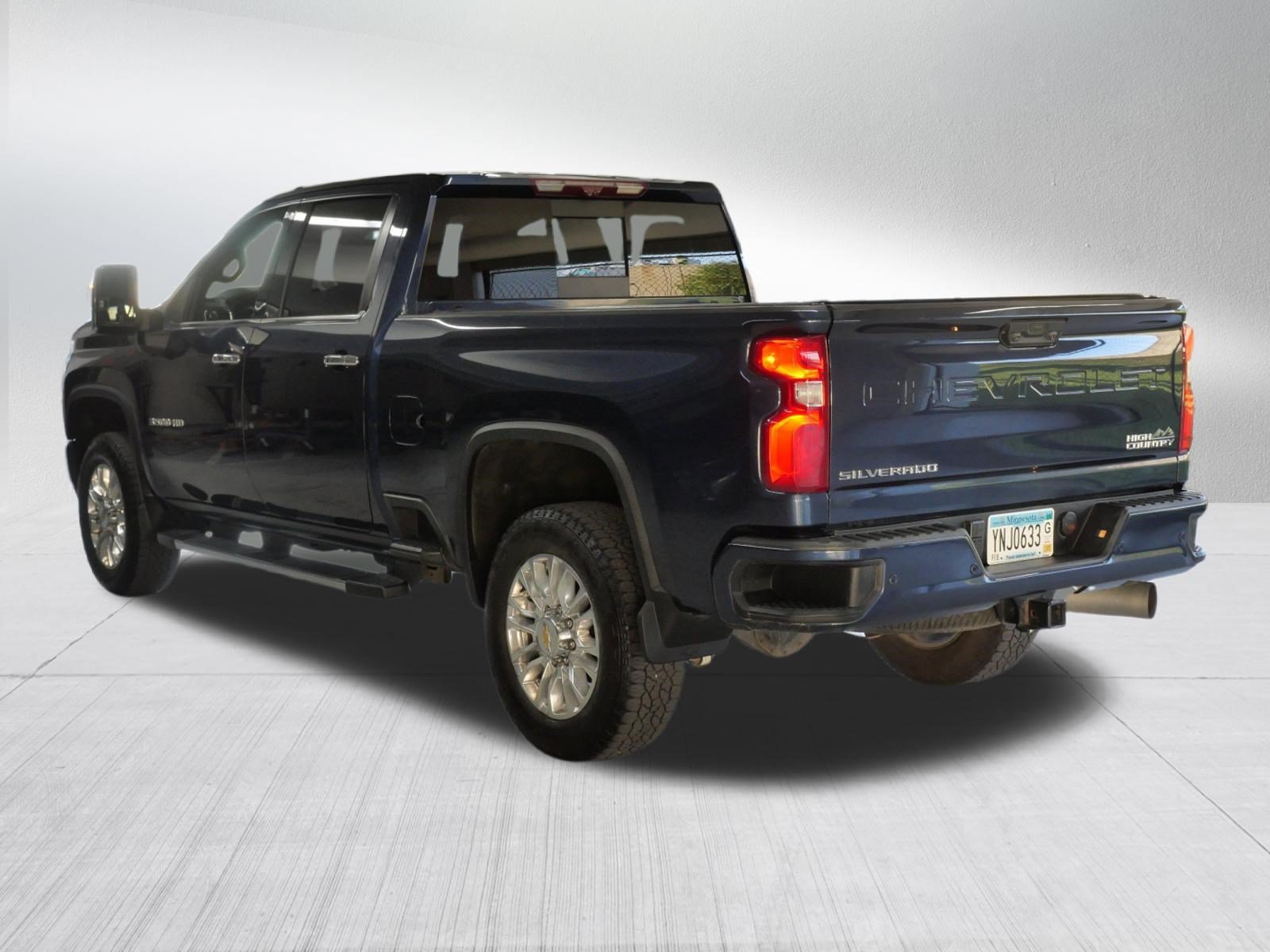 Used 2022 Chevrolet Silverado 3500 High Country w/ Z71 Off-Road Package AWD/4WD image 5