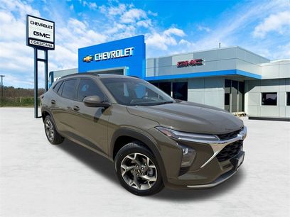Certified 2024 Chevrolet Trax LT w/ Driver Confidence Package