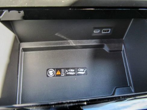 New 2026 GMC Yukon XL Elevation image 21