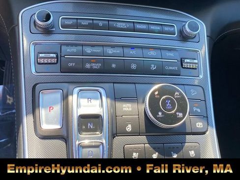 Used 2023 Hyundai Santa Fe Limited w/ Cargo Package image 9