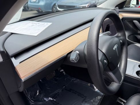 Used 2021 Tesla Model 3 Long Range AWD/4WD image 11