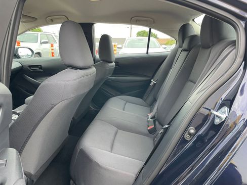 Used 2025 Toyota Corolla LE image 24