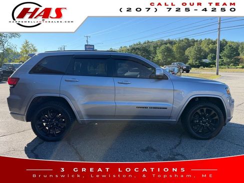 Used 2020 Jeep Grand Cherokee Altitude AWD/4WD image 7