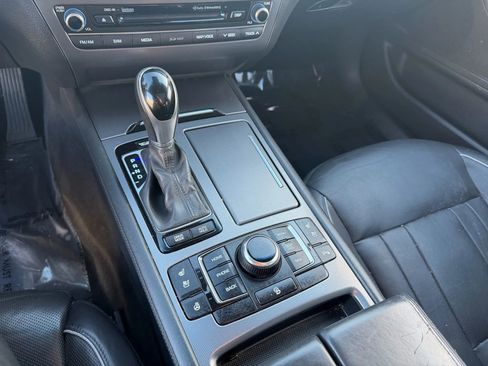 Used 2015 Hyundai Genesis 3.8 w/ Option Group 04 image 29