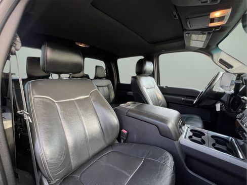 Used 2013 Ford F250 Lariat w/ Lariat Ultimate Pkg image 39