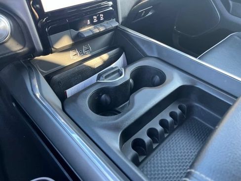 Used 2025 RAM 1500 Laramie AWD/4WD image 27