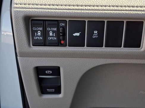 Certified 2026 Honda Odyssey EX-L image 27