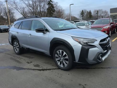 Certified 2025 Subaru Outback Limited image 2