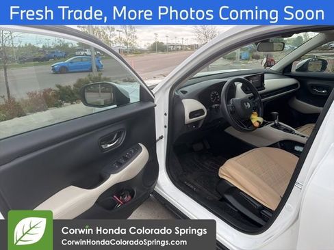 Used 2023 Honda HR-V LX image 11