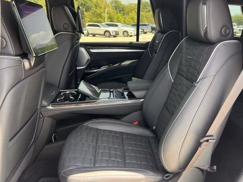 New 2026 Cadillac Escalade Platinum Sport AWD/4WD image 27