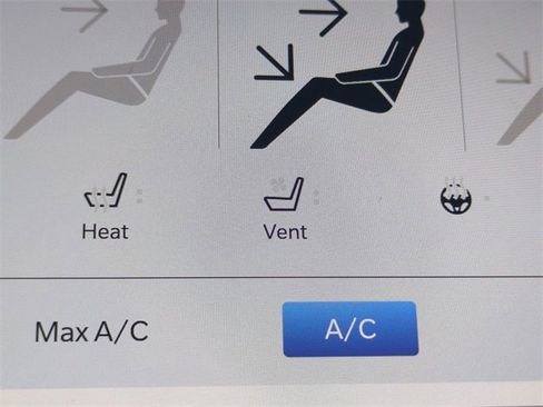 New 2026 Chrysler Pacifica Limited w/ S Appearance Package image 23