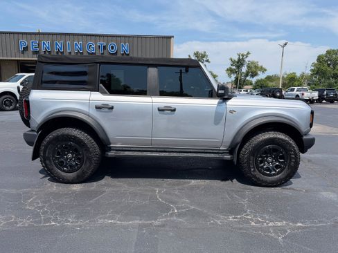 Used 2022 Ford Bronco Wildtrak AWD/4WD image 8