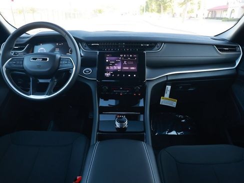 New 2026 Jeep Grand Cherokee Laredo RWD image 22