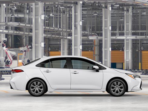 New 2026 Toyota Corolla LE FWD image 12
