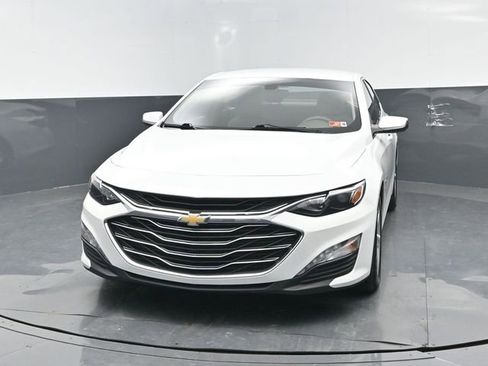 Used 2022 Chevrolet Malibu LT image 27