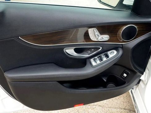 Used 2015 Mercedes-Benz C 300 Sedan image 18
