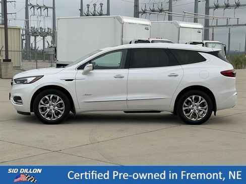 Used 2021 Buick Enclave Avenir w/ Avenir Technology Package AWD/4WD image 9