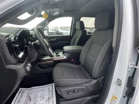 Used 2024 GMC Sierra 2500 SLE w/ SLE Convenience Package image 10