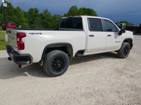 New 2026 Chevrolet Silverado 2500 Custom w/ Custom Value Package AWD/4WD image 5