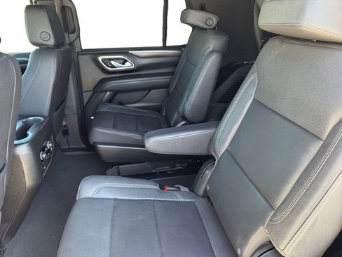 Used 2023 Chevrolet Tahoe Z71 w/ Luxury Package AWD/4WD image 13