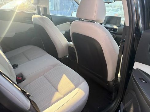 Used 2023 Hyundai Kona SEL w/ Cargo Package AWD/4WD image 11