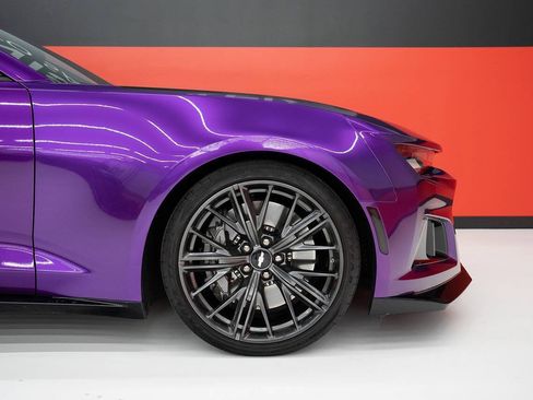 Used 2018 Chevrolet Camaro ZL1 RWD image 51