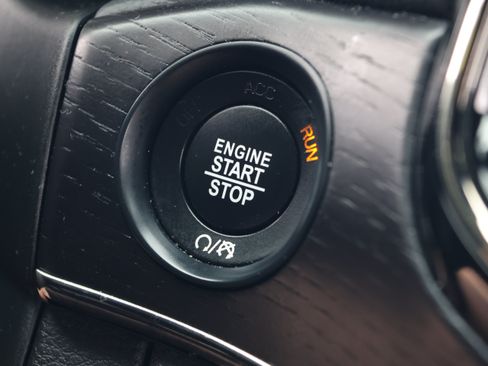 Used 2019 Jeep Grand Cherokee High Altitude AWD/4WD image 22