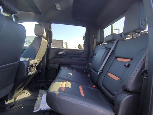 New 2026 GMC Sierra 2500 AT4 w/ AT4 Premium Plus Package image 23