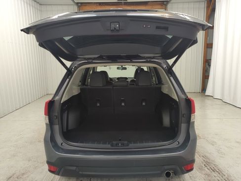 Used 2023 Subaru Forester Limited image 8