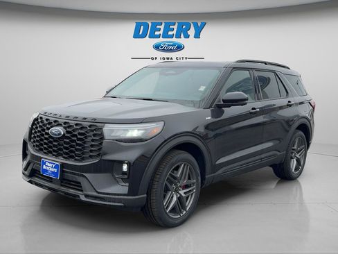 New 2026 Ford Explorer ST-Line w/ ST-Line Street Pack AWD/4WD image 3