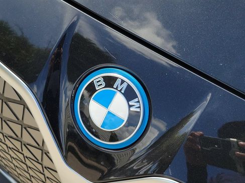 Used 2025 BMW i4 eDrive40 RWD image 12